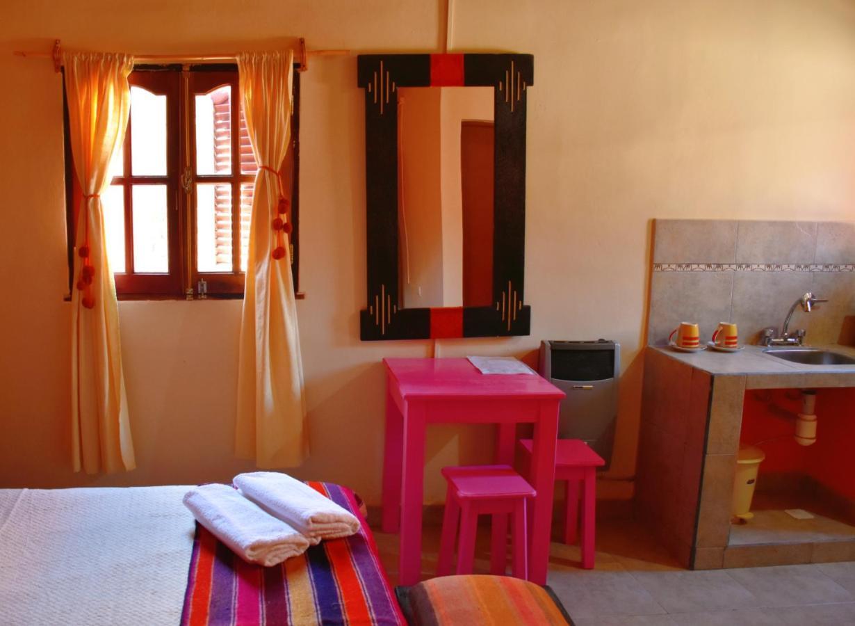 Hostal Paseo De Los Colorados Purmamarca Exterior photo